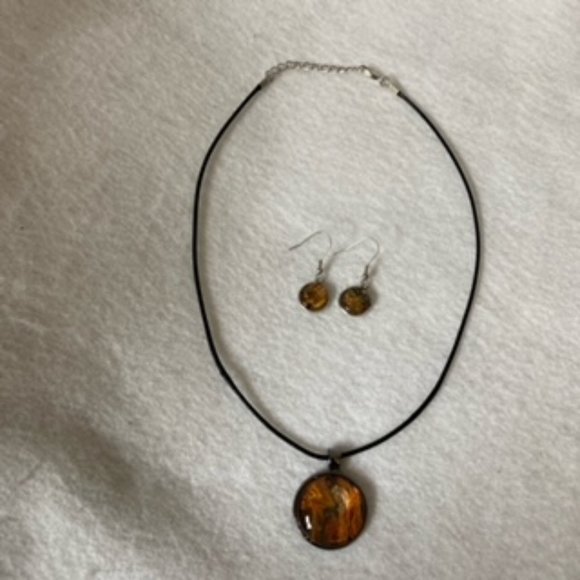 COPY - Abstract Acrylic Art Necklace And Earring Set In Pewter Bezel - Picture 3 of 13